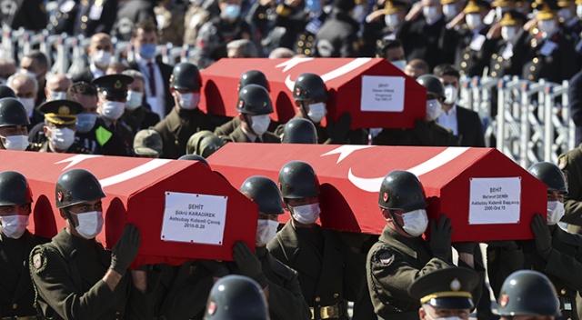 Bitlis kahramanları Cebeci Şehitliği&#039;ne defnedildi