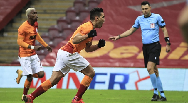 Galatasaray&#039;da Falcao 2 golle döndü