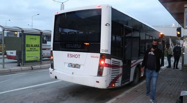İzmir&#039;de HES kodu göstermeden otobüse binmeye çalışan kişi bıçakla yaralandı