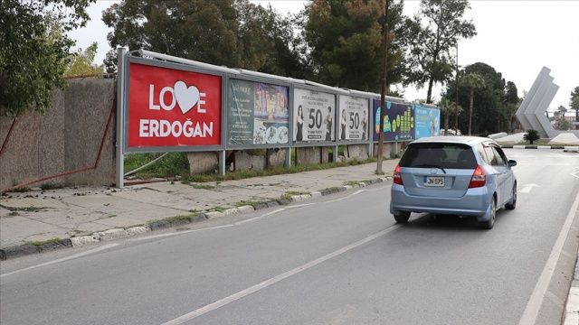KKTC&#039;deki reklam panolarına &#039;Love Erdoğan&#039; afişleri asıldı