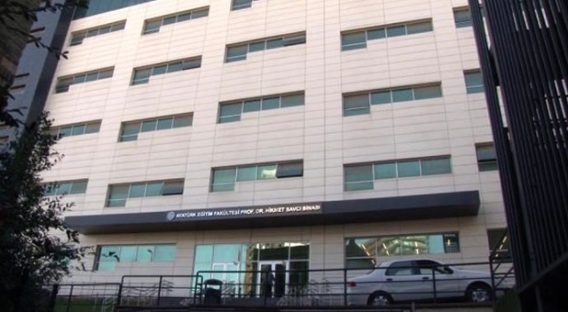Marmara Üniversitesi eski hocasını unutmadı, yeni binaya ismini verdi