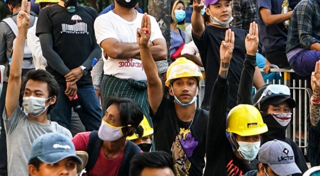 Tayland ve Vietnam, Myanmar&#039;daki vatandaşlarını tahliye edecek