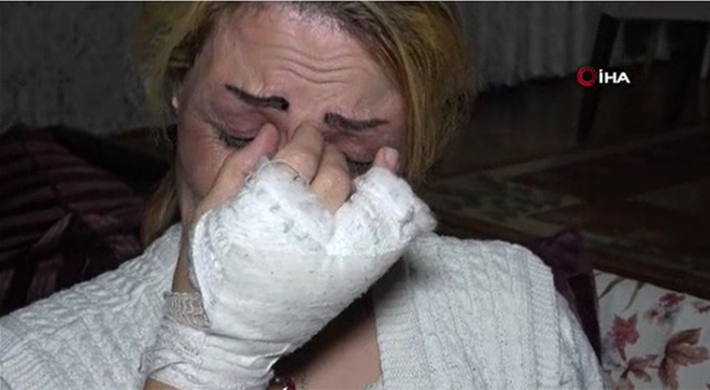 Adana&#039;da dehşet verici görüntüler: İranlı eşini öldüresiye dövdü