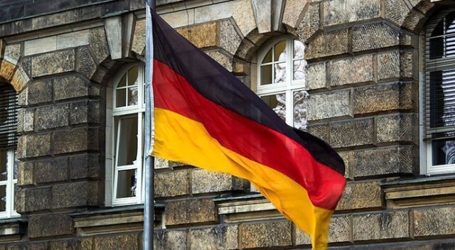 Almanya, birleşmeden sonraki en yüksek bütçe açığını verdi
