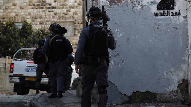 İsrail polisi Doğu Kudüs&#039;te 50&#039;den fazla Filistinliyi gözaltına aldı