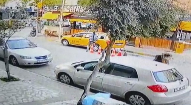 İzmir’de film gibi olay: Kaçırdığı taksi ile yayaya çarpan kadın yakalandı