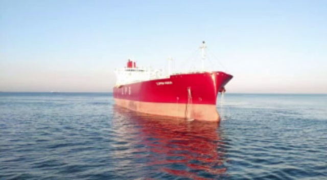 Marmara Denizi’nde arıza yapan LPG tankeri kurtarıldı