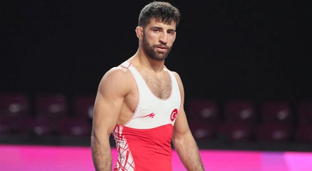 Murat Fırat, Avrupa Güreş Şampiyonası&#039;nda bronz madalya kazandı