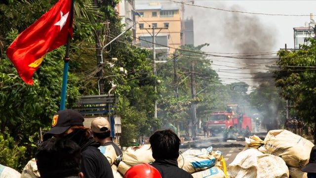 Myanmar ordusu Bago&#039;da protestoculara ateş açtı: 20 ölü