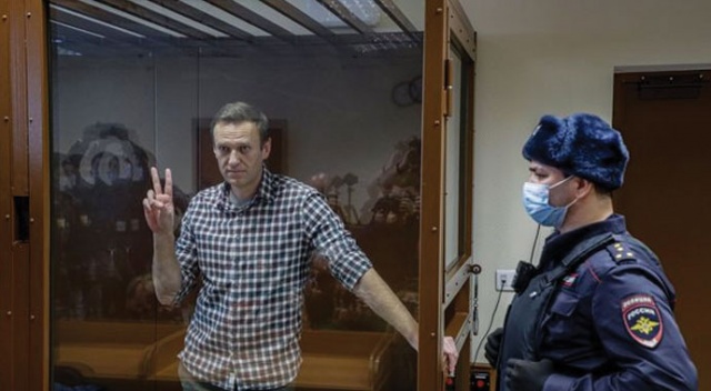 Rus muhalif Navalnıy açlık grevine son verdi