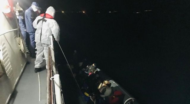 Yunanların ölüme ittiği 76 göçmeni Sahil Güvenlik kurtardı