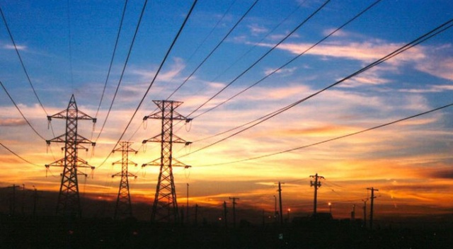 Elektrik tüketimi tam kapanmada yüzde 12,2 arttı