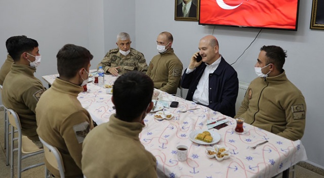 Erdoğan&#039;dan Hakkari Yüksekova Düztepe Üs Bölgesi&#039;ndeki askerlere bayram tebriği
