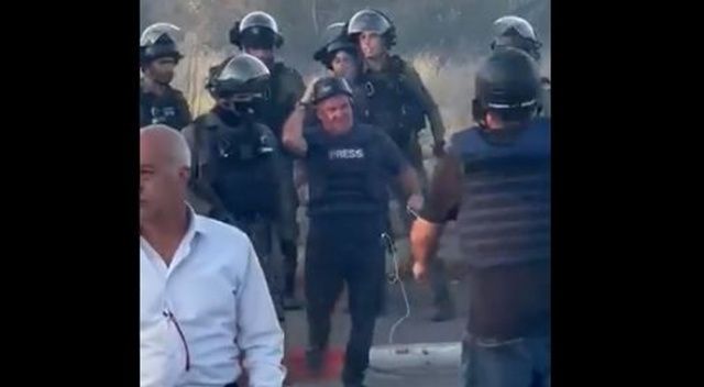 İşgalci İsrail güçleri, bu defa da CNN muhabirine saldırdı