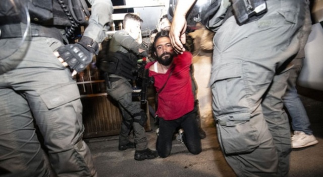 İsrail polisinin gözaltı zulmü