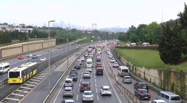 Kapanma sonrası İstanbul&#039;da ilk gün: Trafikte son durum