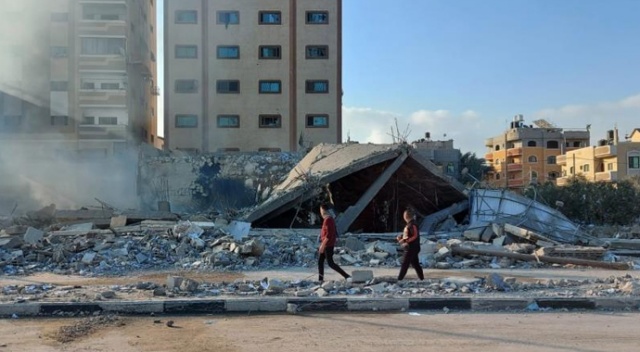 Ulusal İslam Bankası, İsrail&#039;in saldırısı nedeniyle kullanılmaz hale geldi
