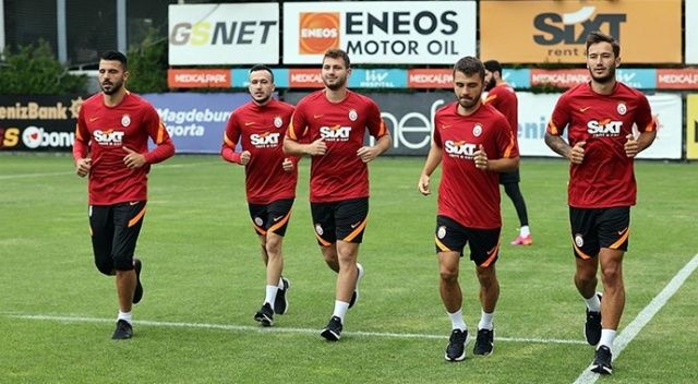 Galatasaray sezonu çift antrenmanla açtı