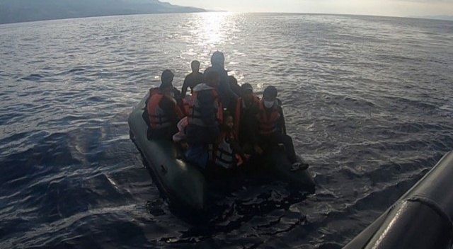 Yunanlar 17 kişiyi daha ölüme terk etti, Türkiye kurtardı
