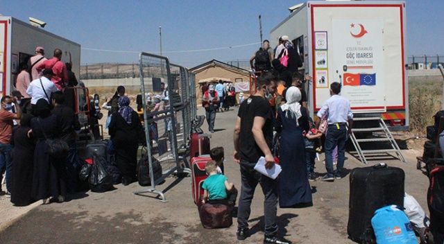 21 bin 500 Suriyeli bayram için ülkesine gitti