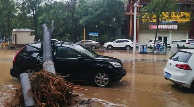 Çin&#039;deki sel felaketinde can kaybı 33’e yükseldi