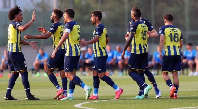 Fenerbahçe&#039;de 4 futbolcu kadro dışı