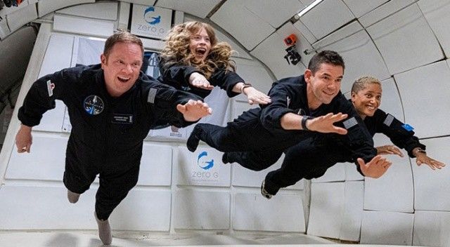 Dört amatör astronotun uzay yolculuğu için geri sayım başladı