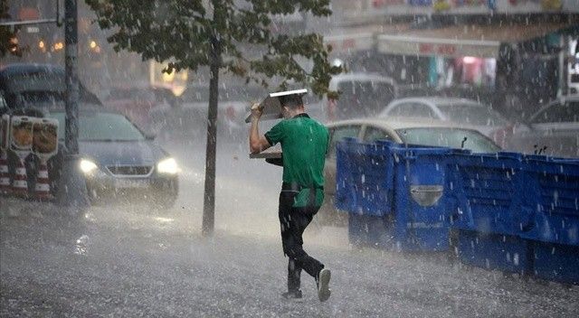 Meteorolojiden sağanak yağış uyarısı: İstanbul’da etkili olacak!