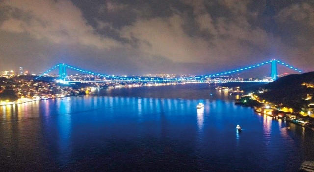 Prostat kanseri için köprü maviye boyandı