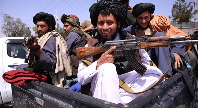 Taliban, Pencşir&#039;i tamamen kontrolüne aldığını duyurdu