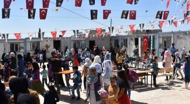 Barış Pınarı Harekatı bölgesinde 48 bin öğrenci ders başı yaptı