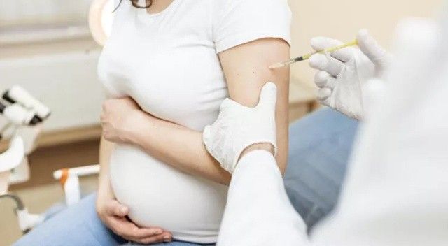 Yoğun bakım servisleri aşısız hamilelerle doldu