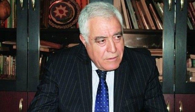 Azerbaycanlı siyasetçi Ismayilov: İran, Türk Birliğine girmek zorunda