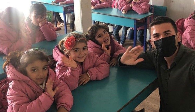Fatih öğretmen, 28 bin talebeyi soğuktan kurtardı