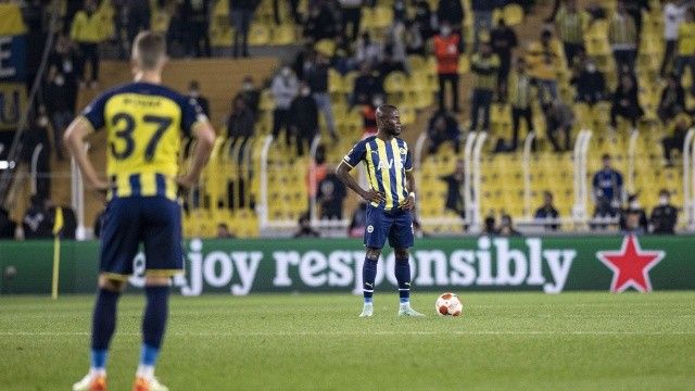 Fenerbahçe Olimpiakos karşısında ağır yara aldı