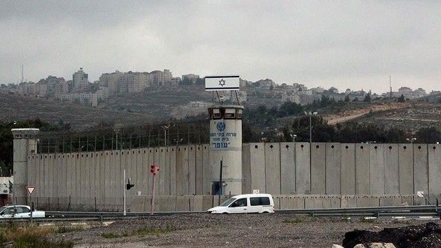 İşgalci İsrail bu defa da Filistinli mahkumlara saldırdı