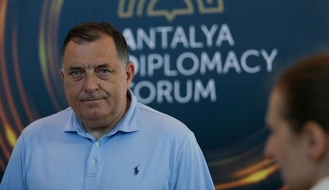 Sırp lider Bosna’yı parçalamak istiyor