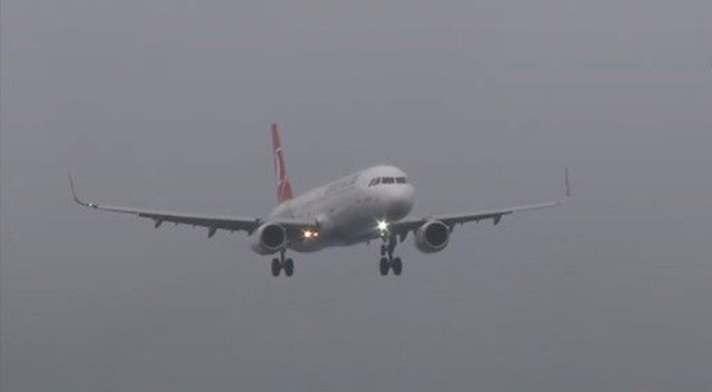Bursa seferini yapacak olan Trabzon kalkışlı uçak Ankara’ya indi