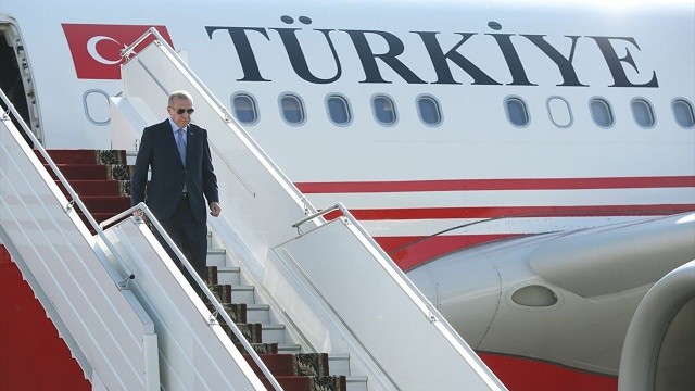 Cumhurbaşkanı Erdoğan, Türkmenistan&#039;dan döndü