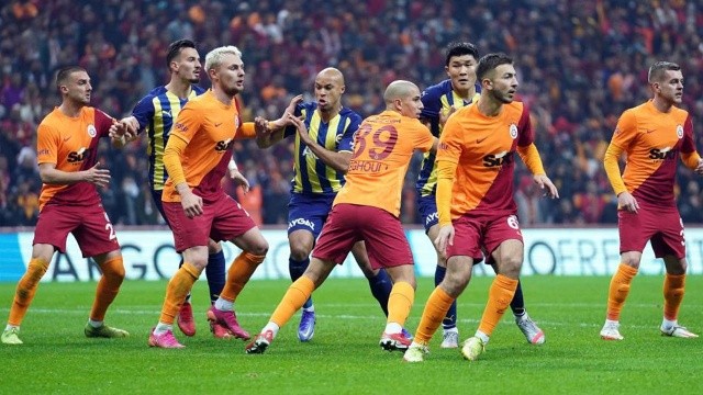 Galatasaray evinde yıkıldı: Derbinin kazananı Fenerbahçe