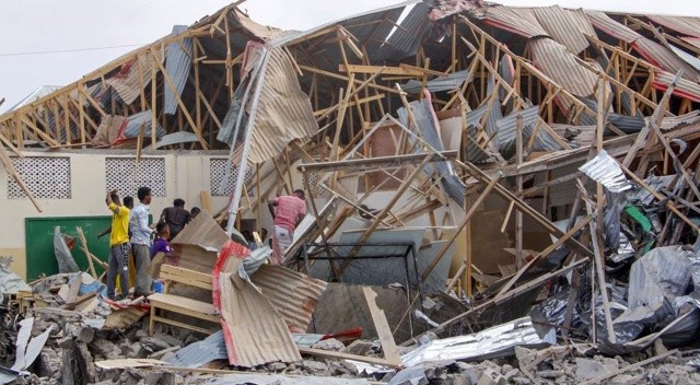 Somali&#039;de patlama: 5 kişi hayatını kaybetti