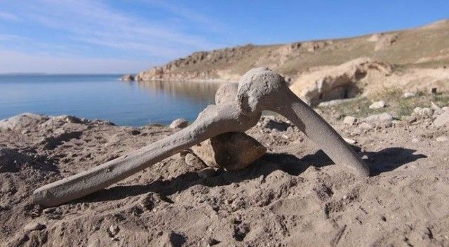Van Gölü kıyısında Demir Çağı’na ait insan kemikleri bulundu