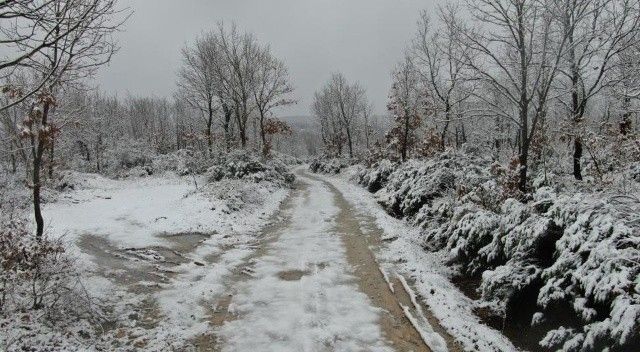 Çatalca’da kar yağışı etkisini artırdı
