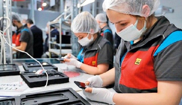 Çinli TCL Türkiye&#039;yi üretim üssü yapıyor, Alcatel de yerli oldu