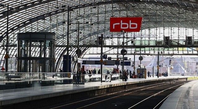 Münih’te tren istasyonu yakınında patlama: 3 yaralı