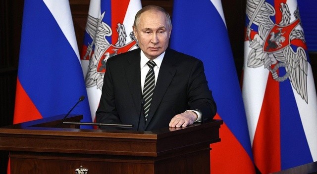 Putin&#039;den sert çıkış: Dostça olmayan adımlara karşı askeri önlemler alacağız