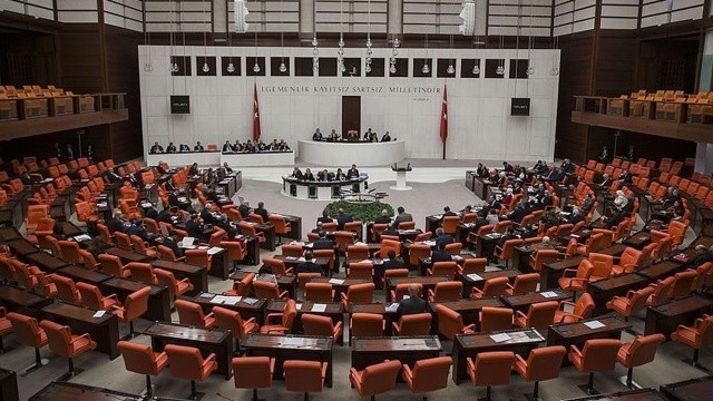 Erdoğan kabine sonrası müjdeyi duyurmuştu : Memur ve emekliye ek zam teklifi Meclis’te