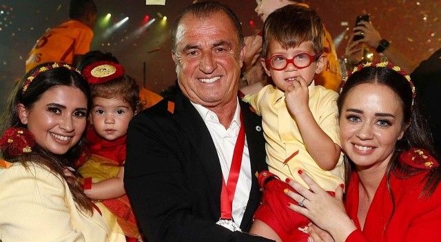 Galatasaray’dan ayrılan Fatih Terim&#039;e kızları Merve ve Buse Terim’den destek
