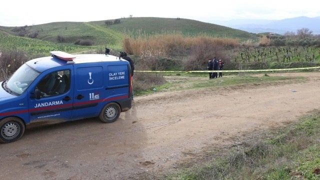 Kazada ölen mülteciyi Türkiye sınırına attılar