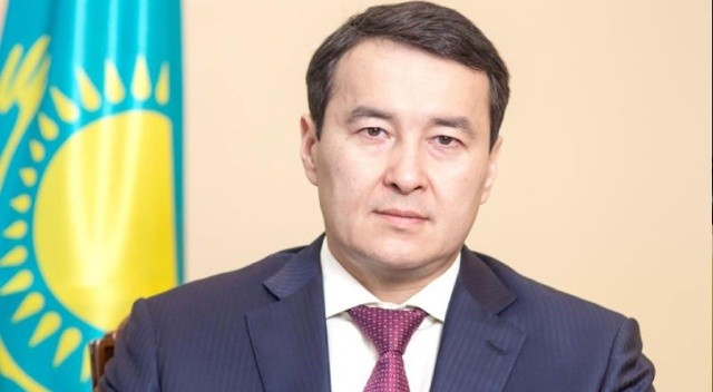 Kazakistan’da görev değişikliği: Başbakan koltuğuna Alihan İsmailov geldi